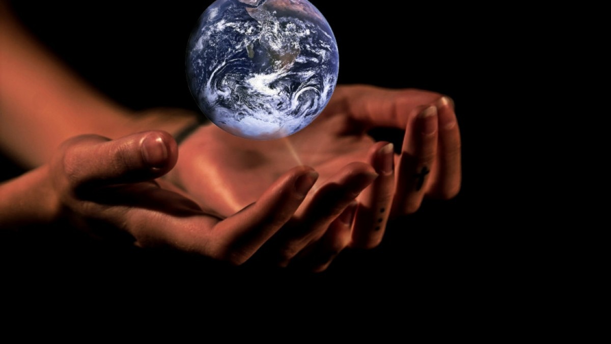 Illustration: hands holding an Earth