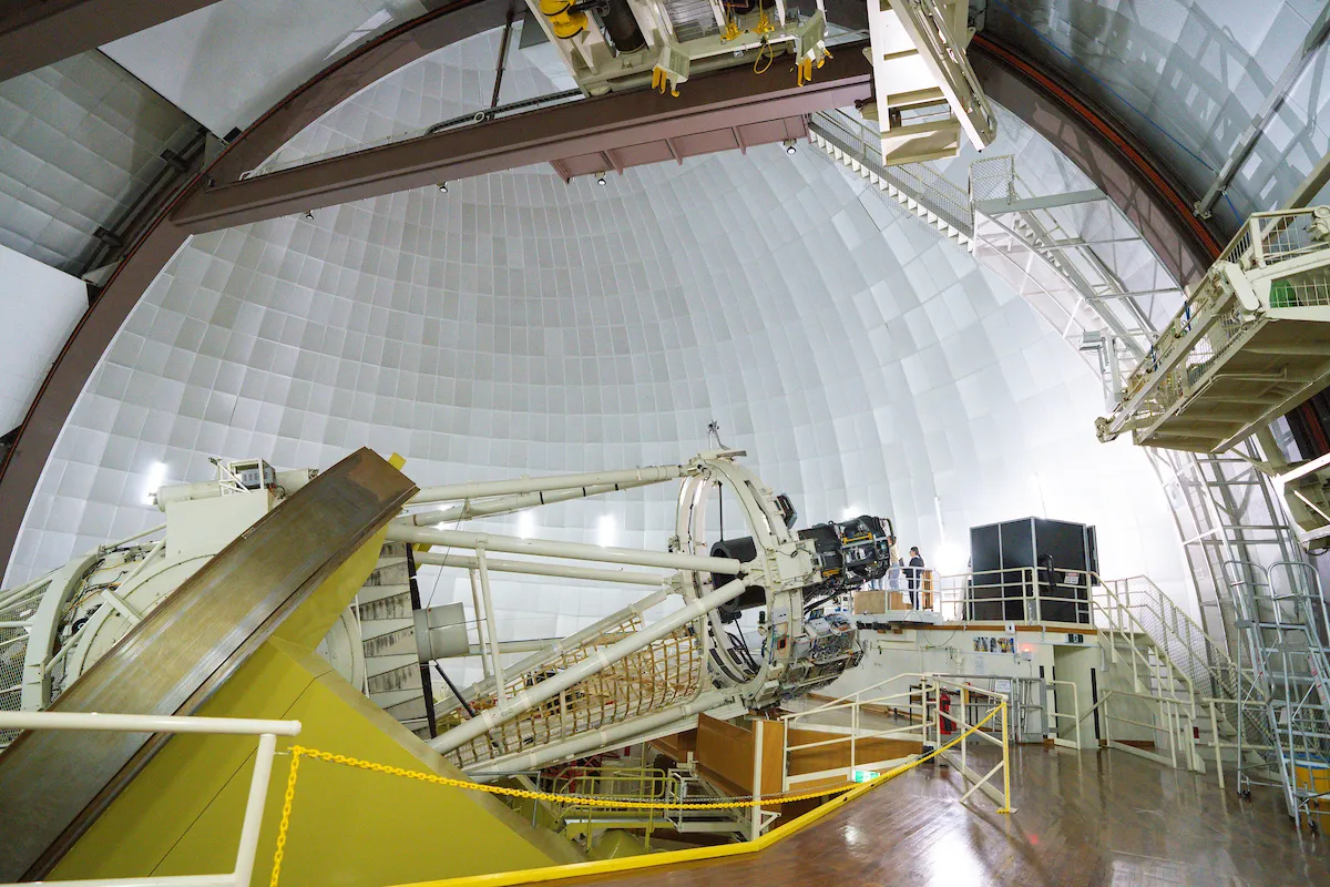 The scale of the AAT is enormous. Photo: Nic Vevers/ANU Wide angle of telescope