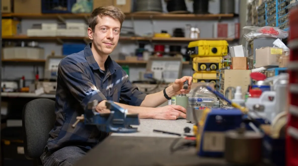 Dr Konstantinos Michailos in a geology workshop.