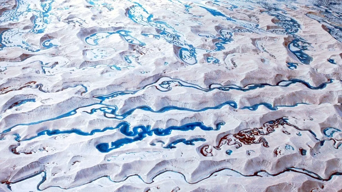 Surface melt rivers, streams and lakes on the Lambert Glacier