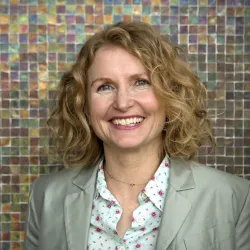 Kate Bisshop-Witting